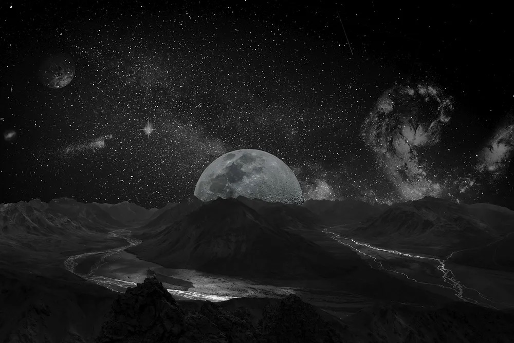 moon-cinematic.jpg